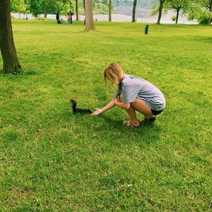 Meet your Posher, Eve